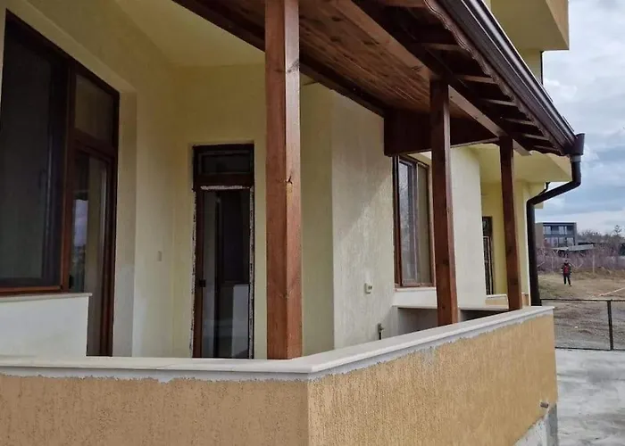 недялкови Ii Apartament *